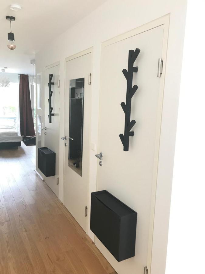 Red Flower Apartment With Pool - 5 Min To Lake Виена Екстериор снимка
